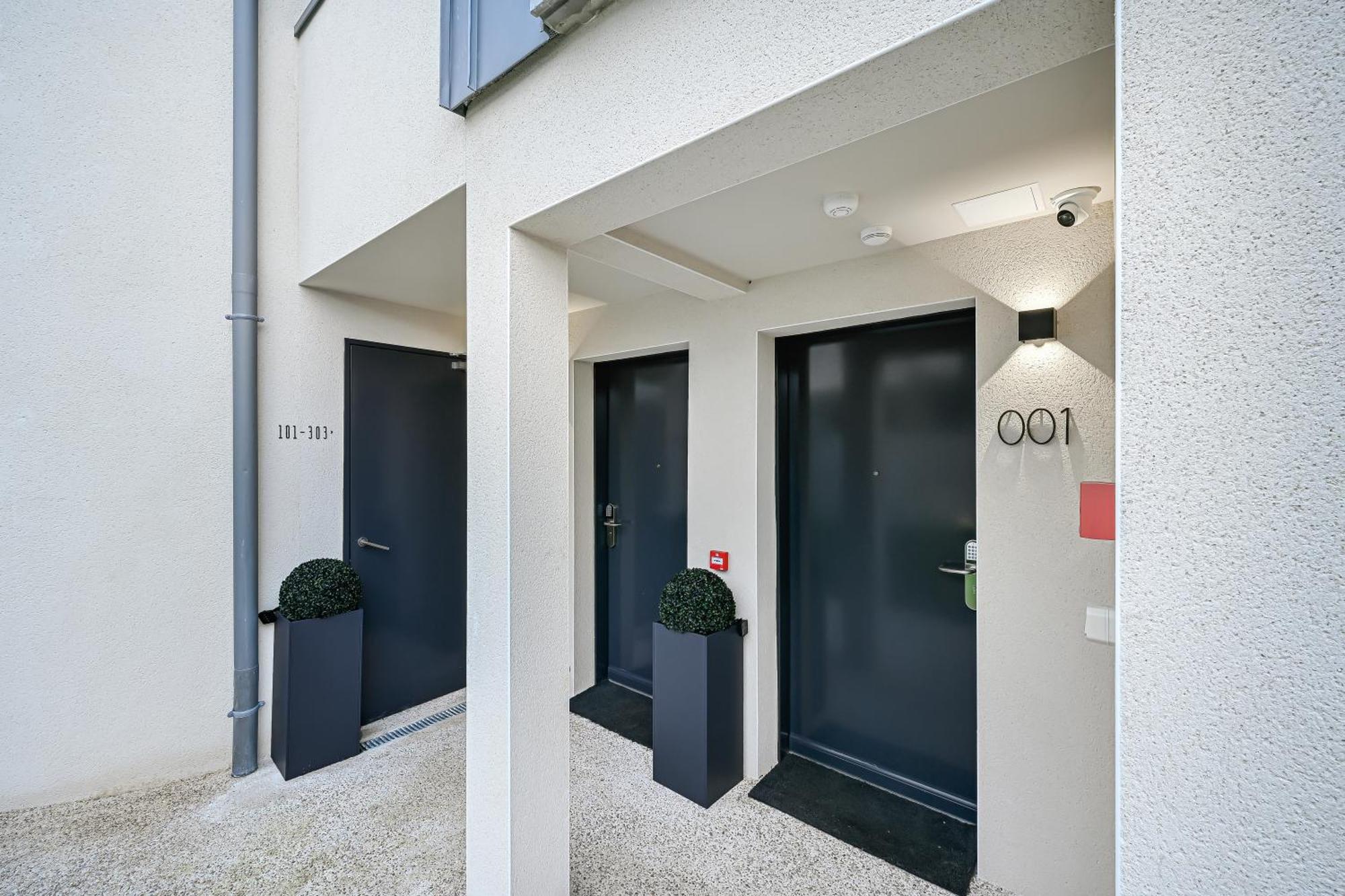 Jiji Suites Combs-la-Ville Extérieur photo