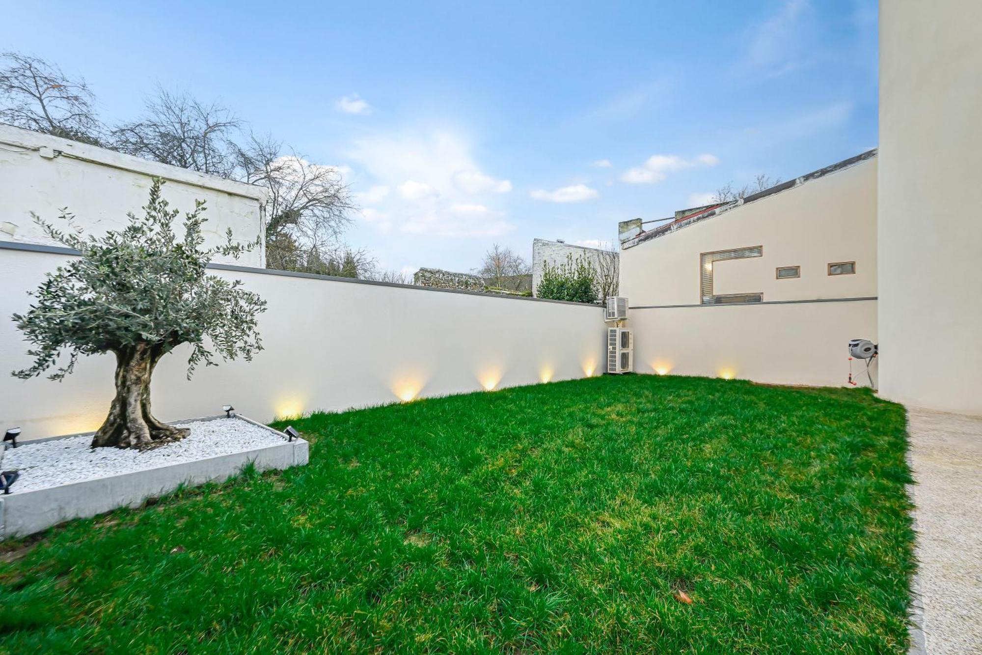 Jiji Suites Combs-la-Ville Extérieur photo