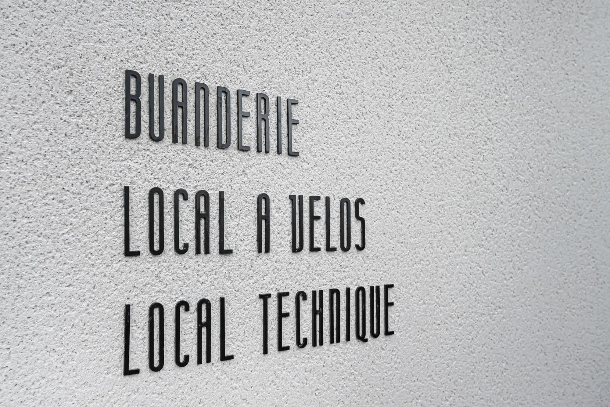 Jiji Suites Combs-la-Ville Extérieur photo